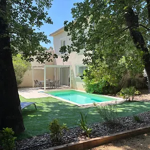 Les Jardins Du Castelas - Piscines, Jardins Et Spas Privatifs , Uchaux Frankrijk