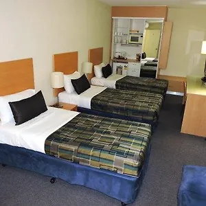 hostel-selvia.albaniahotels.org/