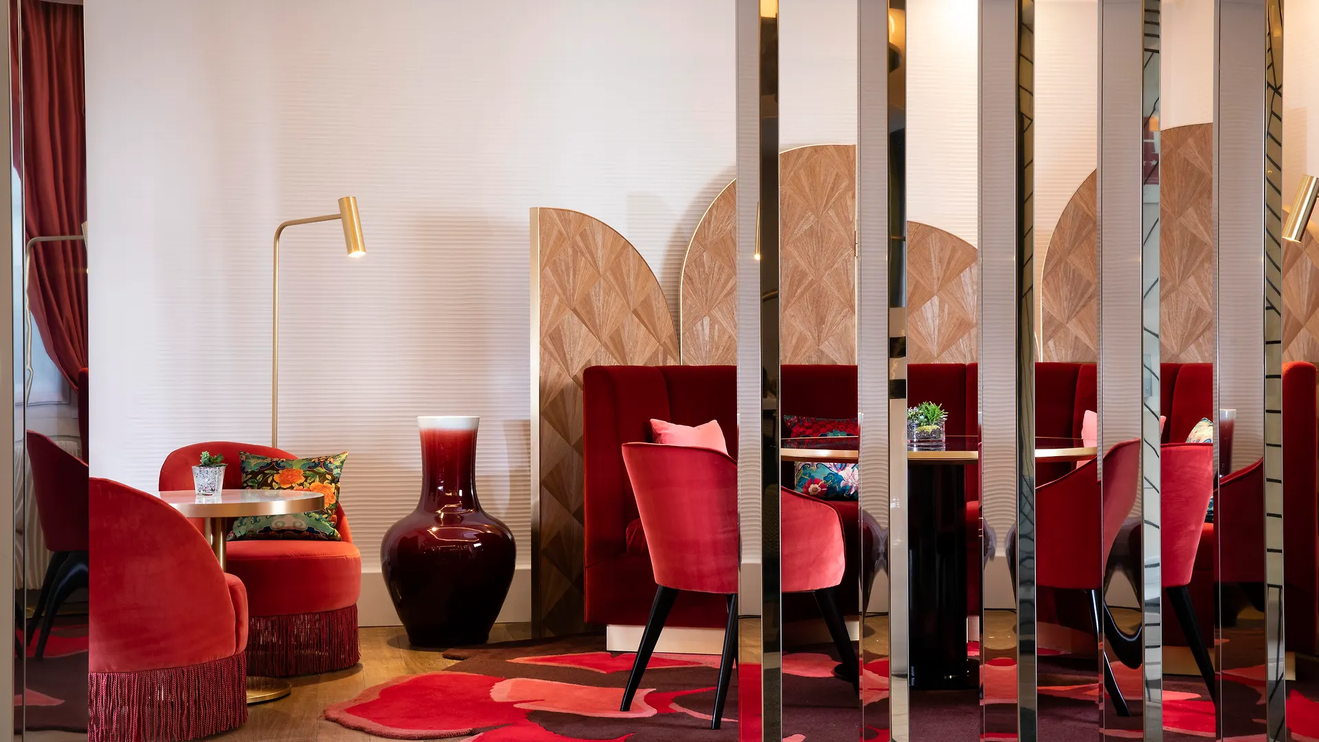 ****  Hotel Victor Hugo Paris Kleber France