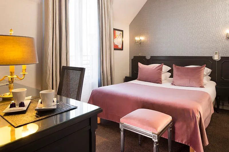 ****  Hotel Victor Hugo Paris Kleber France