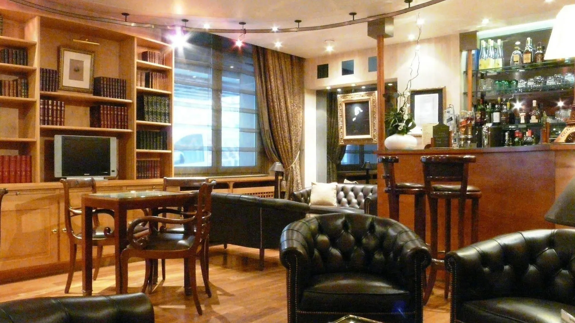 Hotel Victor Hugo Paris Kleber